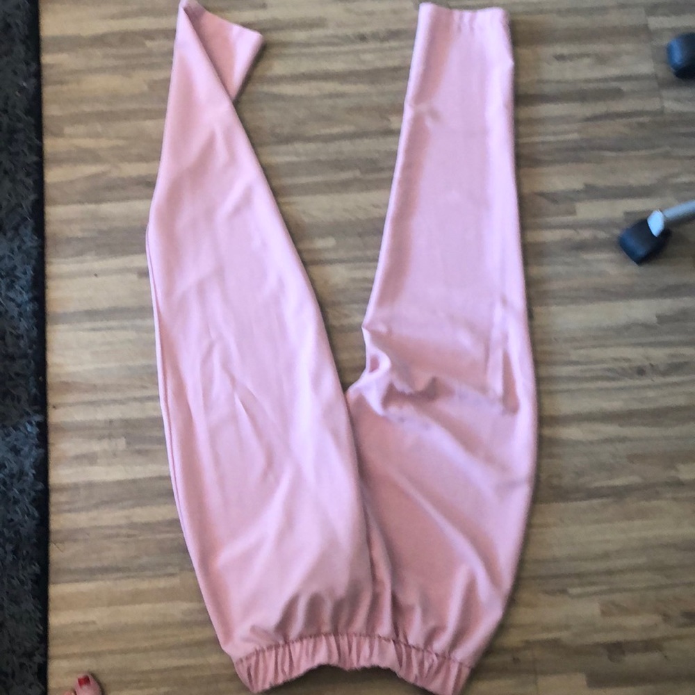 Pink pants - Picture 2 of 2